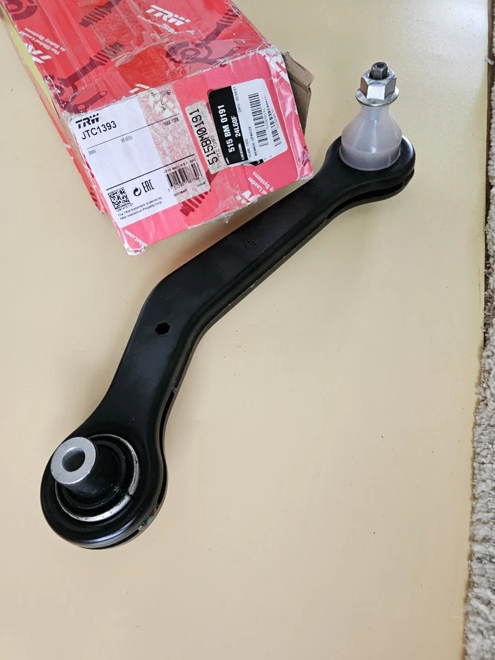 REAR AXLE TRACK CONTROL ARM R FITS BMW X5 3.0-4.8 01.00-12.06 I TRW JTC1393 - Image 1 of 4