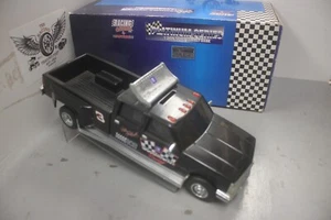 1995 Dale Earnhardt GM Goodwrench Service 1/24 Action Dually Bank NASCAR Diecast - Picture 1 of 1