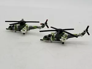 (2) MICRO MÁQUINAS AVIÓN Helicóptero MI-24 Detrás 1993 ligero dmg ver fotos - Imagen 1 de 8
