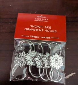 Hallmark - Package of 5 Snowflake Ornament Hooks QXC5424 Keepsake Ornament Club - Picture 1 of 1