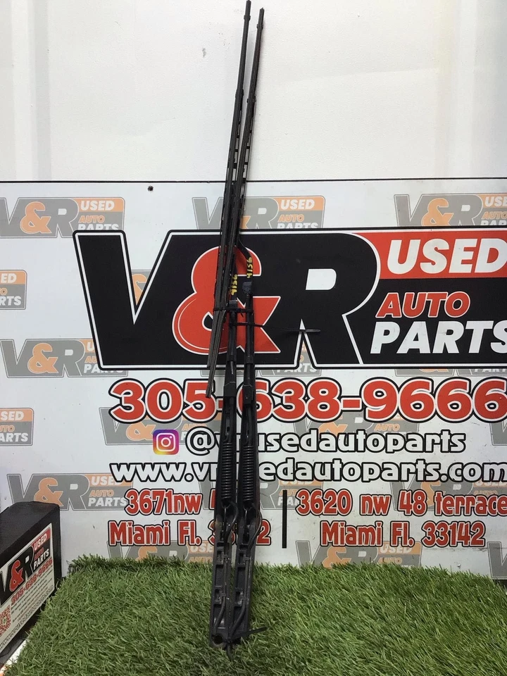 ✅ Brazo limpiaparabrisas Chevy Express 2500 2009 diestro/derecho PN: 84447095 84447096 OEM Foto 1 de 3