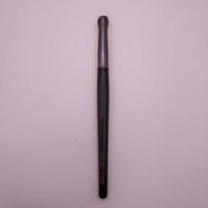Laura Mercier Eye Crease Makeup Brush 5" Factory Sealed - Picture 1 of 5