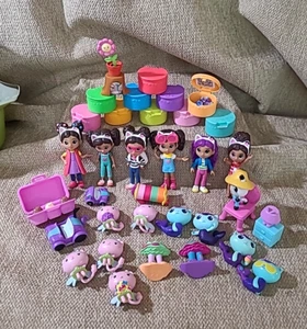 Gabby's Puppenhaus Funhouse Puppen & Zubehör ** 35 Teile - Bild 1 von 7