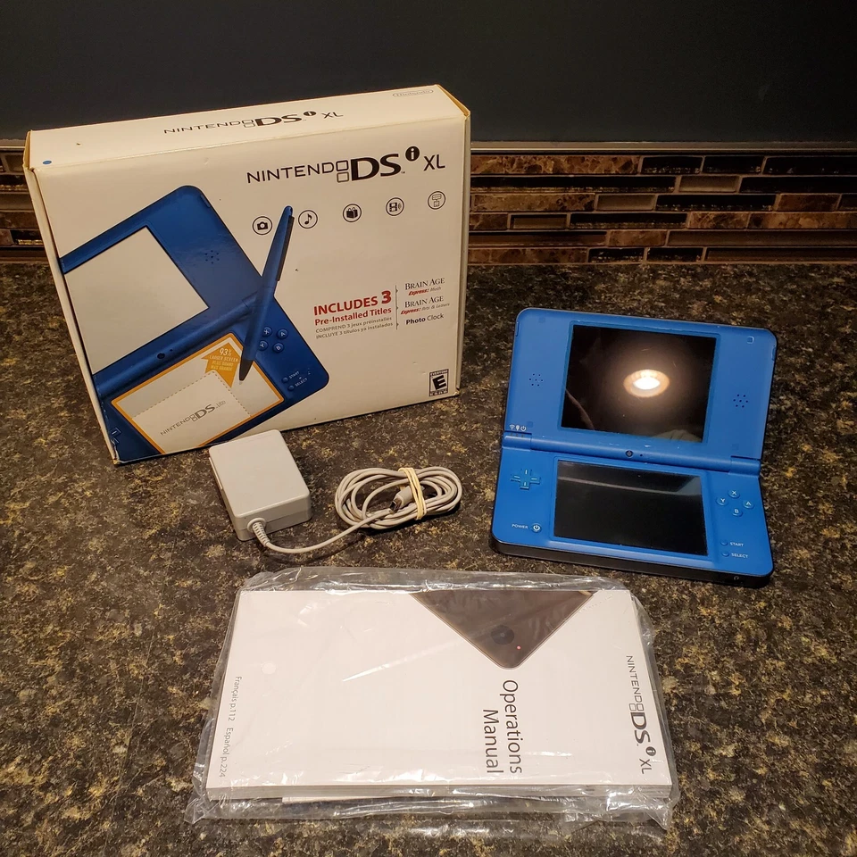 Nintendo DSi XL Handheld System - Midnight Blue CIB, Broken Top Screen No Stylus - Image 1 of 4