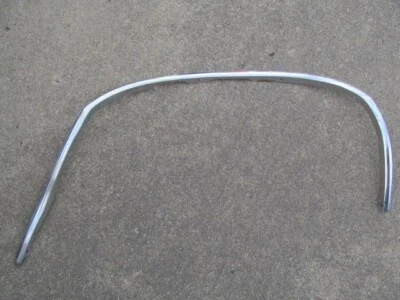 Buick Skylark 1970 1971 1972 rueda delantera derecha apertura moldura Foto 1 de 4