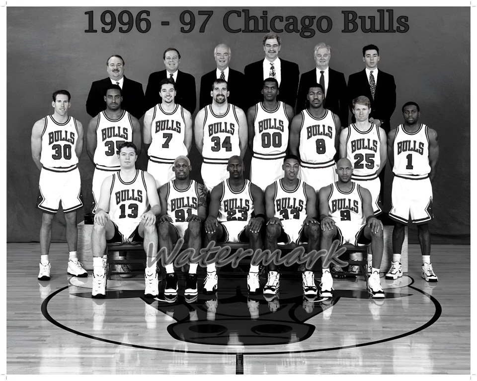 Imagen del equipo Chicago Bulls de la NBA 1996-97 en blanco y negro Jordan 8 X 10 foto foto foto Foto 1 de 1