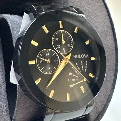 Bulova Reloj Hombre Futuro Día Fecha Cuarzo Negro Oro 40MM 98C124 Foto 1 de 4