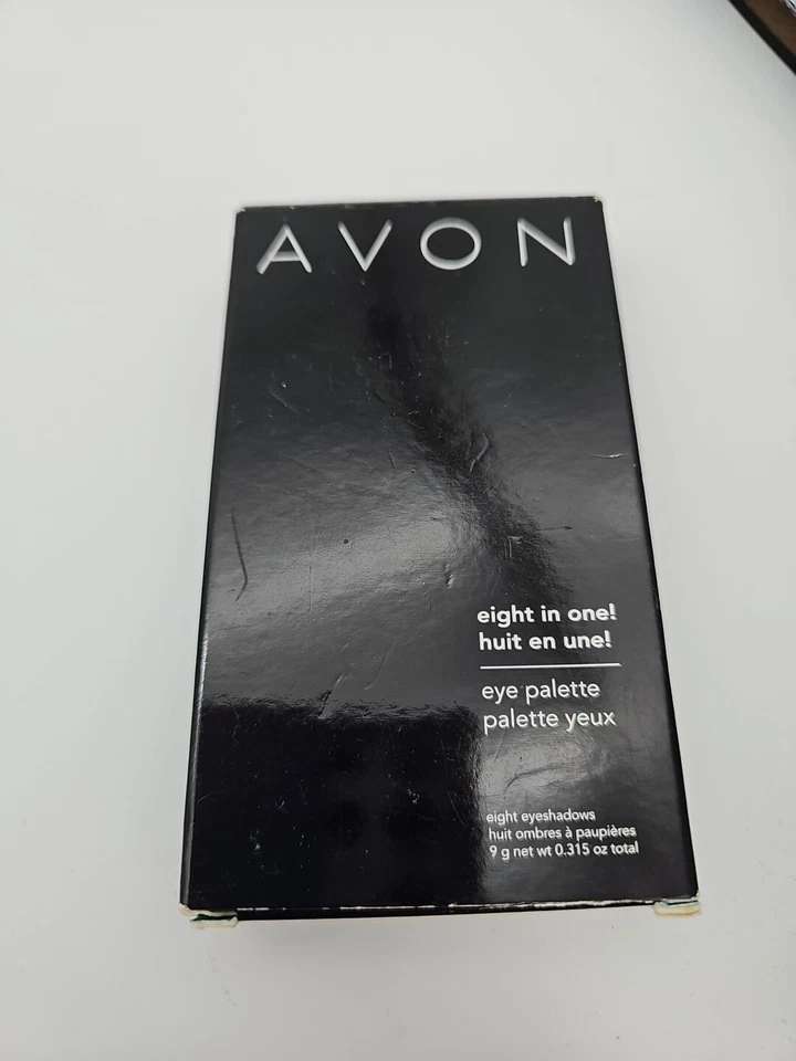 new Avon 8 in 1 Eyeshadow Palette eight in one - neutral tones - Image 1 of 1