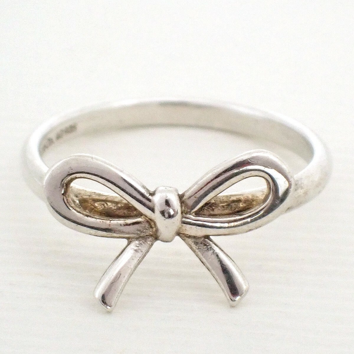 Logo Ribbon Motif Ring Silver 925 Size 