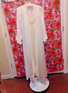 LINEA DONATELLA Ivory Satin Bridal Robe & Gown Pearl Embroidered Slit Size S/M - Picture 1 of 14