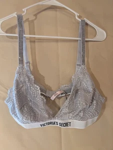 VICTORIA’S SECRET Gray Lace Bralette XL Logo Band Studded Strap D90 B90L - Picture 1 of 5