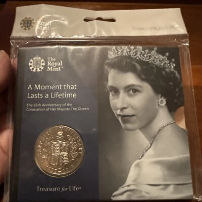 The 65th Anniversary of the Coronation of Her Majesty The Queen £5 Uncirc Coin  - Image 1 of 2