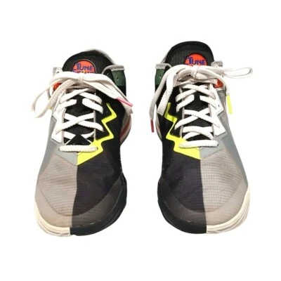 Nike Hombres Lebron 18 Low GS "Tune Squad" Zapatilla Talla 6.5 Bug x Marvin Baloncesto Foto 1 de 4