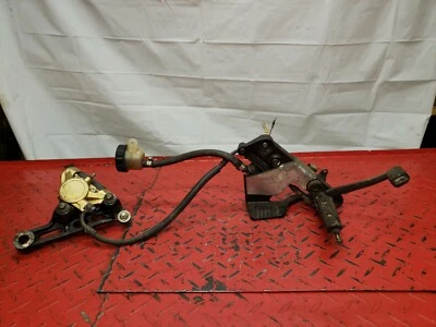 Yamaha FZ750 1986 Pure Sports Genesis freno trasero completo/control de clavija de pie  Foto 1 de 4