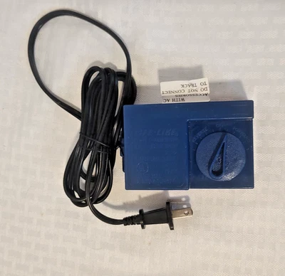 LIFE LIKE HOBBY TRANSFORMADOR 390-J ENTRADA 120V SALIDA CIRCUITO ABIERTO 18VAC 16VDC Foto 1 de 4