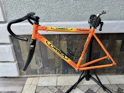 老式公路自行车车架 48 厘米 Orbea Euzcaltel 合金碳纤维叉 700c 700c — 第 1/4 张图片