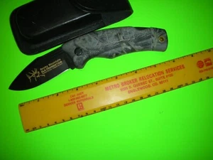 SCHRADE USA ROCKY MOUNTAIN ELK FOUNDATION JIM ZUMBO OUTBACK LOCKBACK KNIFENIB  - Picture 1 of 2
