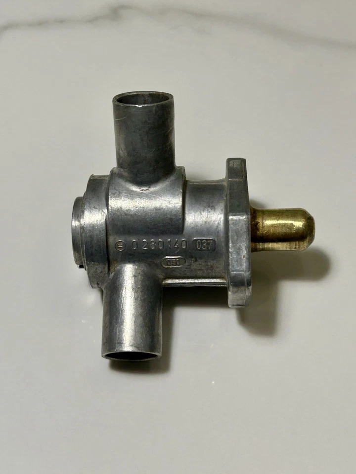 Válvula deslizante auxiliar de ar ocioso Mercedes Benz 0280140037 280SL 280E 280SE 280SEL - Imagem 1 de 4