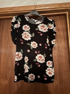 Redherring Black Floral Top Size 10 - Image 1 of 2