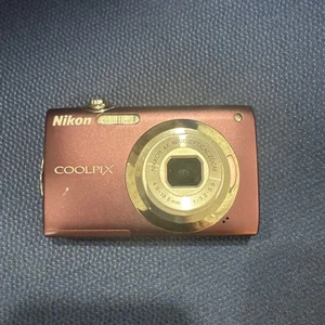 Nikon COOLPIX S3000 12MP Digital Camera Plum Purple Tested Working *READ - Picture 1 of 9