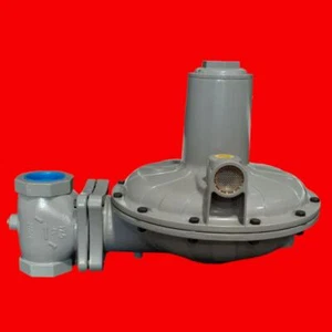 Fisher CS8201R Regulator, CS800 Series, 2" NPT - Picture 1 of 5