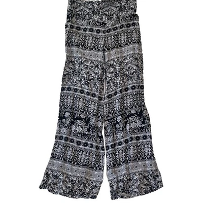 Calça American Rag Cie tamanho M algodão fluido perna larga preta branca estampa cintura elástica - Imagem 1 de 4