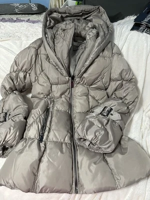 Abrigo acolchado Hawke & Co para mujer pequeño gris bolsillos completos con doble cremallera Foto 1 de 4