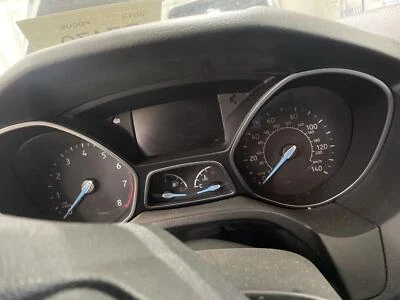 Medidor de velocímetro usado serve: 2018 Ford Focus painel gasolina MPH ID F1ET-10849- - Imagem 1 de 4