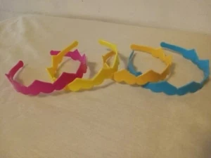 Lot of 4 Heart Headbands Hair Bands with teeth  plastic. - Picture 1 of 14