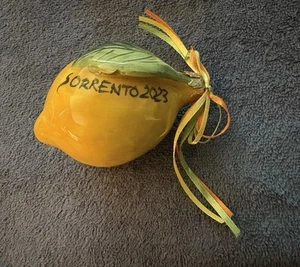 Sorrent 2023 Zitrone Weihnachtsschmuck 5" lang - Bild 1 von 5