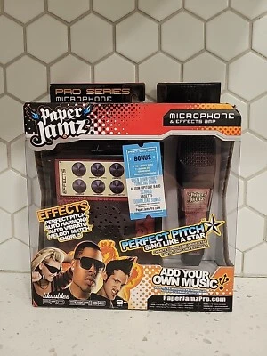 MICRÓFONO DE TONO PERFECTO Y AMPLIFICADOR DE EFECTOS WOWWEE PAPER JAMZ PRO SERIES Foto 1 de 4
