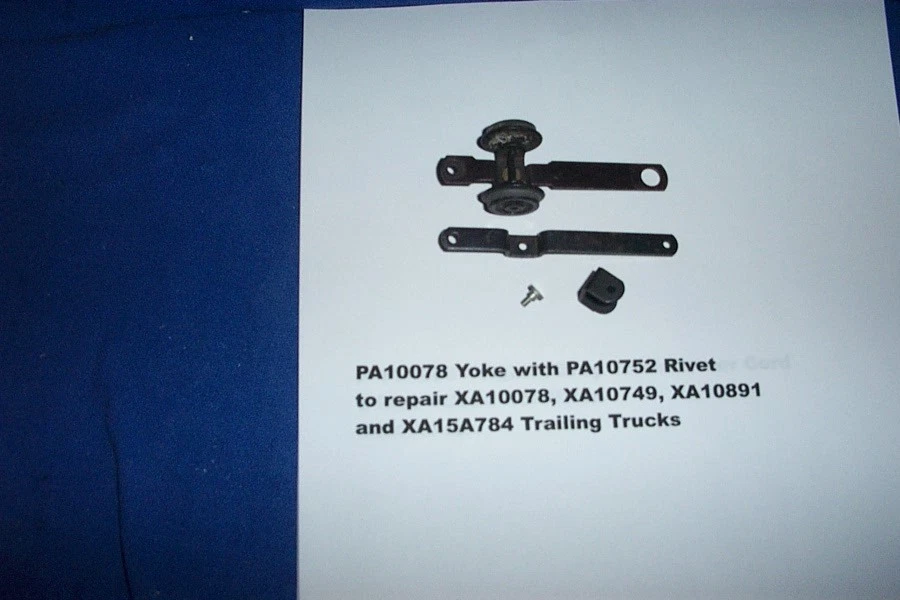 American Flyer Parts - PA10078 Yoke & PA10752 Rivet to repair Drawbar Assy #211 - Imagem 1 de 1