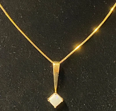 Cadena de caja de oro amarillo de 14K de 18" con colgante de opalita de 14K ~ 3,34 gramos Foto 1 de 4