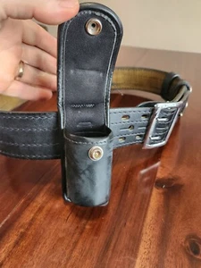 Safariland MDL 87 Plain Gun Belt With Accessories - Picture 1 of 4