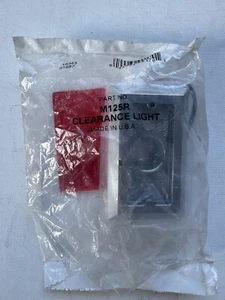 Peterson M125R Clearance Marker Light - NEW in Package - 12 Volt Bulb Included - Bild 1 von 4