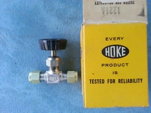 HOKE 1221A, 1/4” Tube SS Needle Valve - Picture 1 of 2