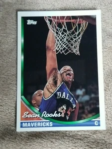 1993-94 Topps Gold Dallas Mavericks Basketball Card #124 Sean Rooks - Picture 1 of 2