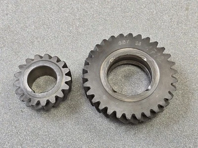 JUEGO DE ENGRANAJES DE SEGUNDA VELOCIDAD MUY BONITO USADO ORIGINAL PORSCHE 356 356A 17:30 2B 1712 #28 Foto 1 de 4