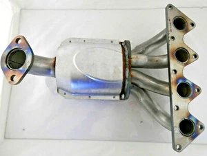 Exhaust Manifold w Catalytic Converter 01-06 Hyundai Accent Replaces 2851026650 - Picture 1 of 7