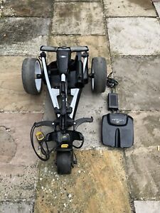 powakaddy FW5s GPS With lithium battery And Charger.