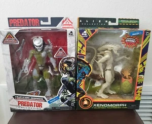 Predator + Alien Walmart Exclusive 7 in. Fully Posable Action Figures, set of 2 - Picture 1 of 12