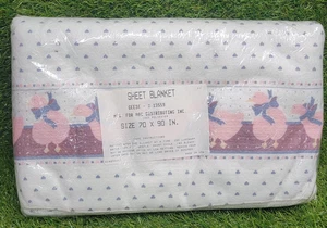 Vtg Geese White Sheet Blanket 70 X 90 Inch 100% Polyester Made In USA - Picture 1 of 11