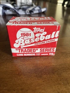 1981 Topps Traded Complete Factory Set 132 Cards Rare🔥Valenzuela & Raines RC - Picture 1 of 2
