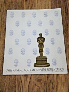 39th Academy Awards Program 1967 Elizabeth Taylor Who's Afraid of Virginia Wolf - Picture 1 of 9