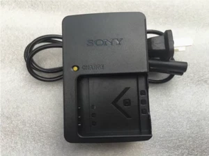 Cargador de batería de cámara BC-CSD para Sony DSC-T70 T200 T700 T77 T2 TX1 NP-BD1 - Imagen 1 de 4