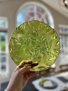 Williams Sonoma Green Pressed Glass olive branches embossed Plate - Picture 1 of 6
