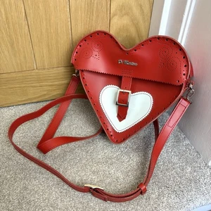 Dr Martens Valentines Red White Leather Rare Shoulder Bag Love Heart Crossbody - Picture 1 of 7