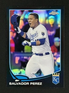 2013 Topps Chrome Salvador Perez Black Refractor /100 Royals - Picture 1 of 2