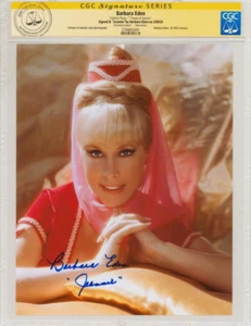 Barbara Eden SIGNED CGC SS Color TV Publicity Photo ~ I Dream of Jeannie - Imagen 1 de 1