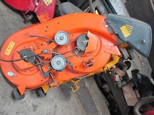 COLUMBIA V 60 GG RIDING MOWER DECK ASSEMBLY 983-04261-0606 / 983-04261-0637 - Picture 1 of 2